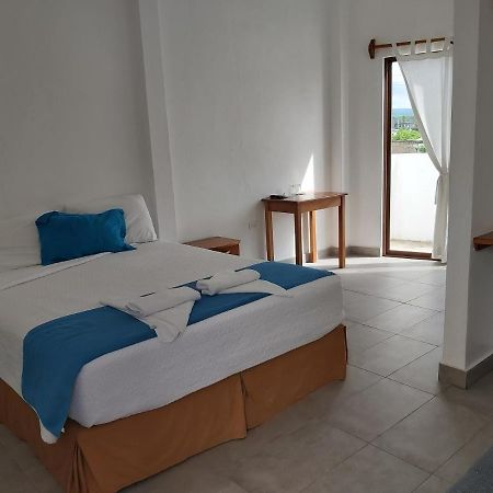 Albergue Galapagos Native Puerto Ayora  Exterior foto