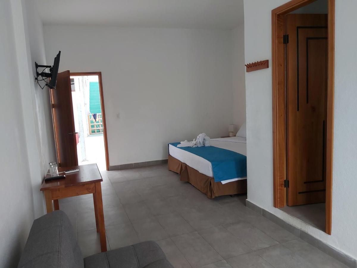 Albergue Galapagos Native Puerto Ayora  Exterior foto
